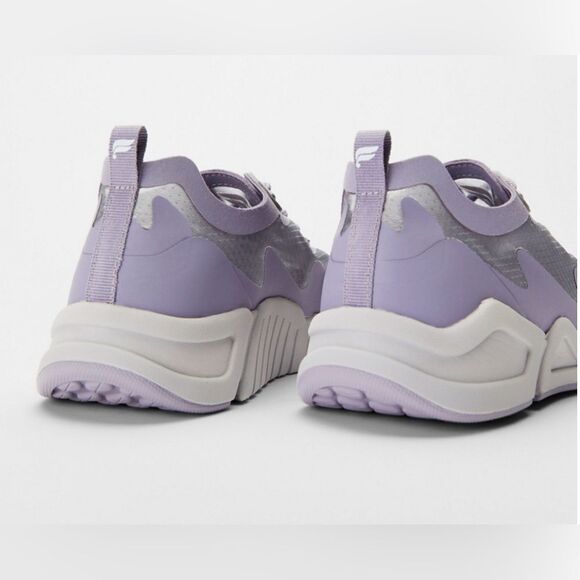 Fabletics Larchmont Performance Sneaker. Light plum. Mesh insets. Lace-up. 7.5 - Picture 4 of 9